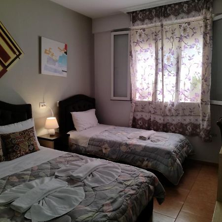 Guest House De Rada Τίρανα Εξωτερικό φωτογραφία