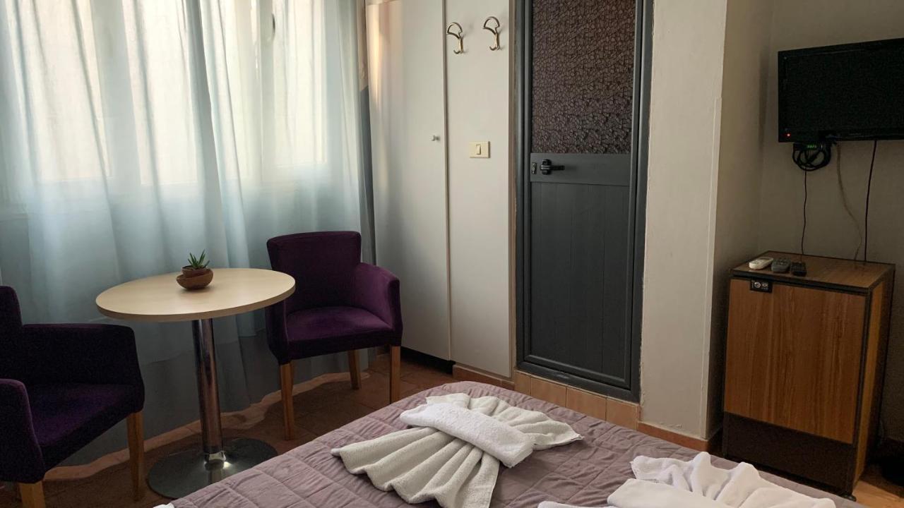 Guest House De Rada Τίρανα Εξωτερικό φωτογραφία