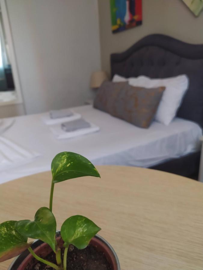 Guest House De Rada Τίρανα Εξωτερικό φωτογραφία